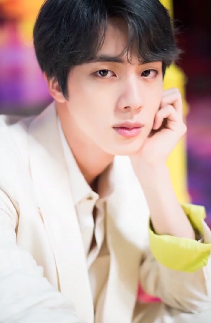 Jin of BTS portrait for his saju reading: Yang Wood Day Master analysis